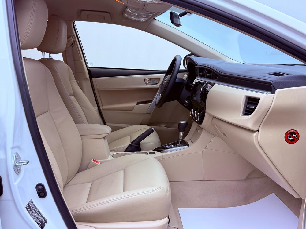 2015 car image #29