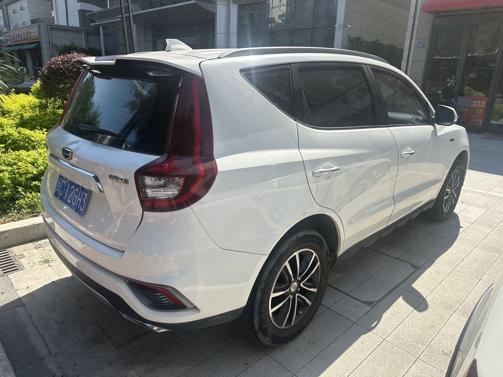 GEELY Emgrand GS 2018 #9 GEELY Emgrand GS 2018 imagem de carro #9