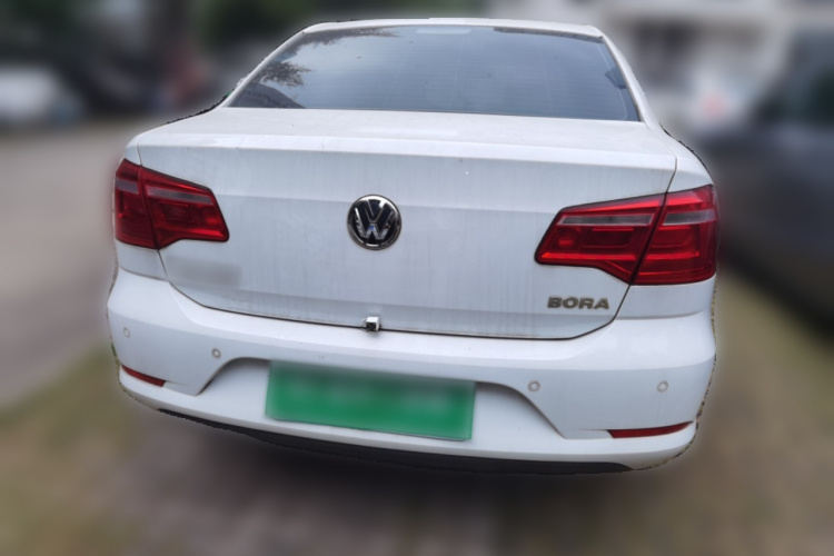 Volkswagen Bora 2015 #4 Volkswagen Bora 2015 изображение автомобиля #4