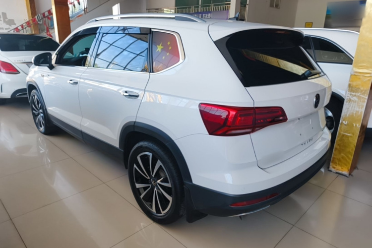 Volkswagen Tharu 2022 car image #5