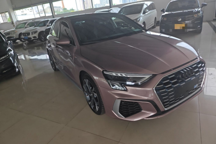Audi A3 2021 immagine di auto #4