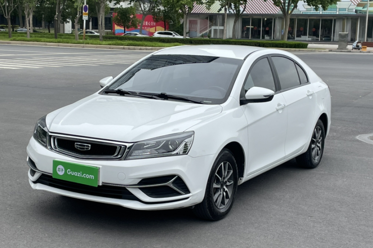 GEELY Emgrand 2019 #2 GEELY Emgrand 2019 car image #2