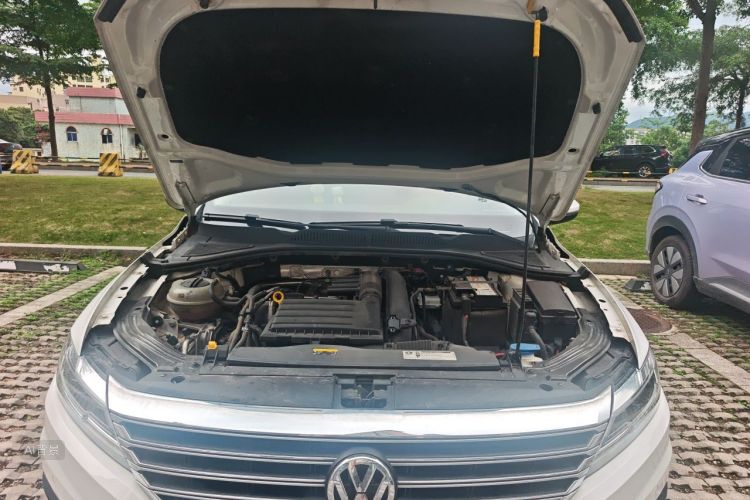 Volkswagen Lavida 2019 car image #22