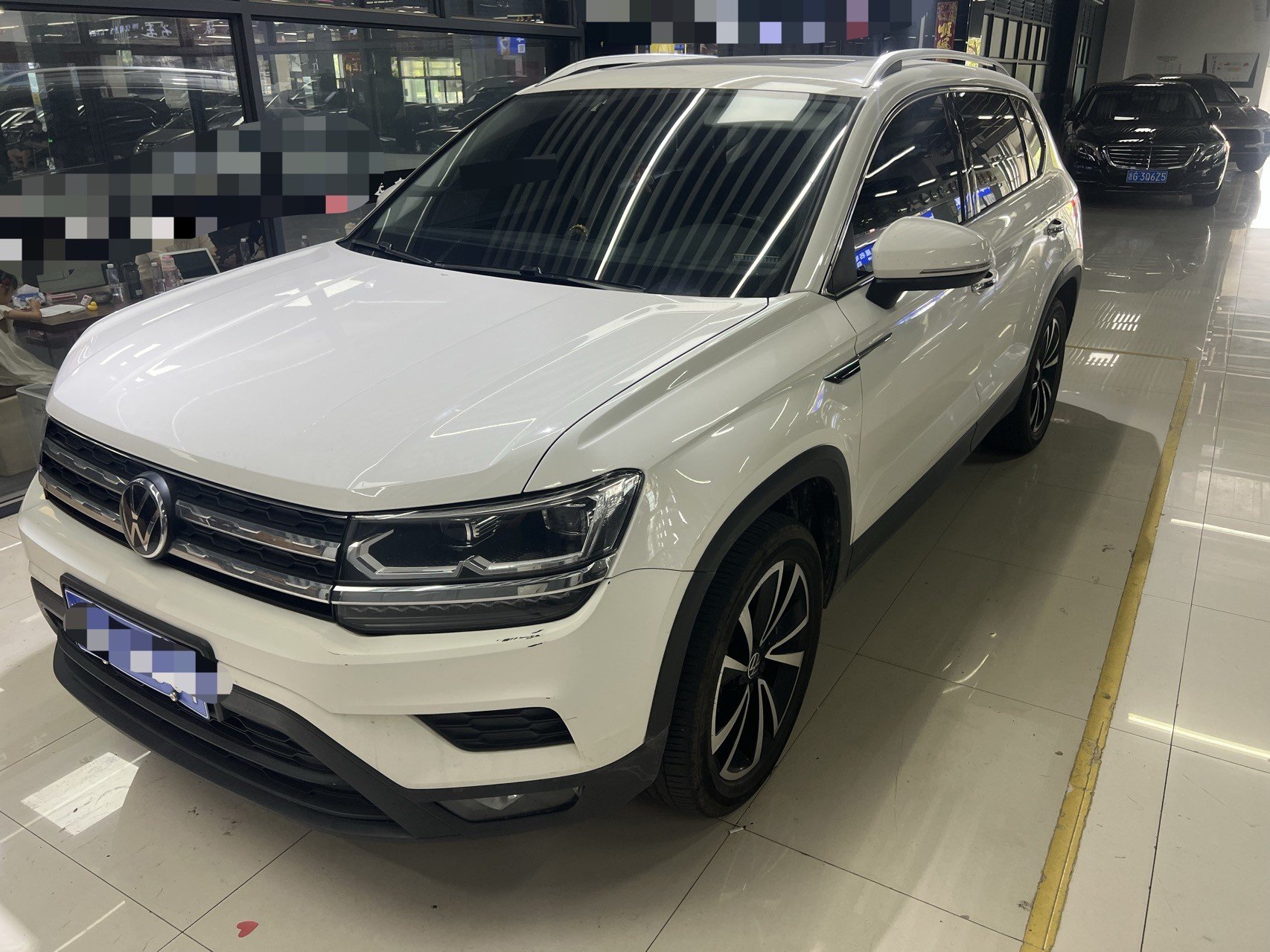2021 immagine di auto 