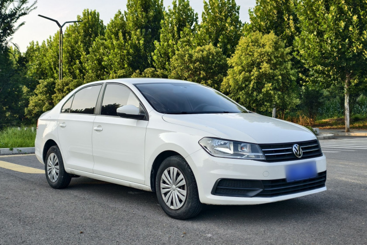 Volkswagen Santana 2018 car image #4