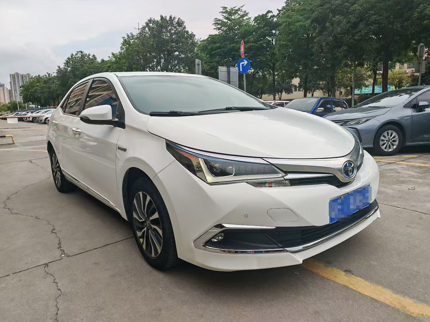 Toyota Corolla 2017 #5 Toyota Corolla 2017 car image #5