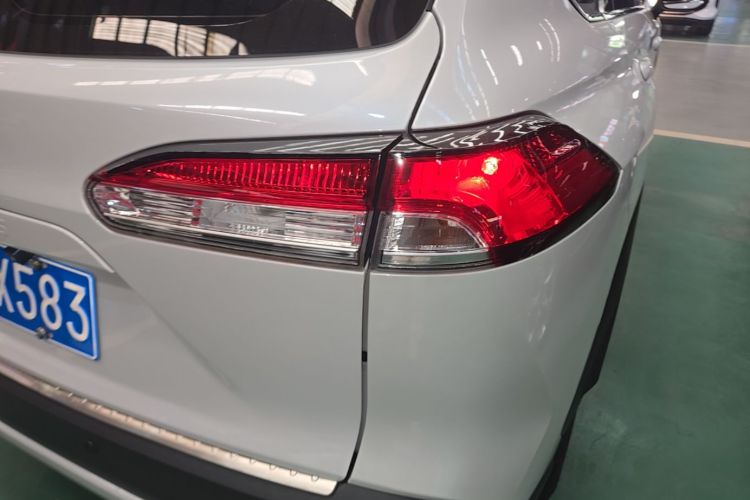 Toyota Corolla Cross 2024 #8 Toyota Corolla Cross 2024 صورة سيارة #8