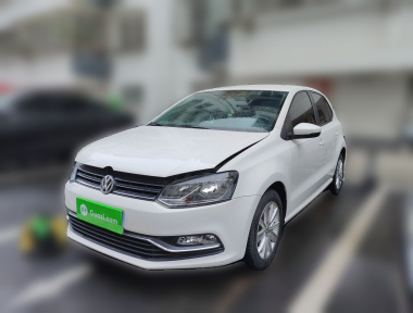 Volkswagen Polo 2015 Volkswagen Polo 2015 car image
