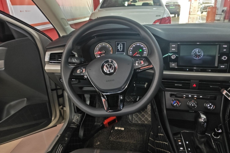 Volkswagen Lavida 2019 #11 Volkswagen Lavida 2019 car image #11