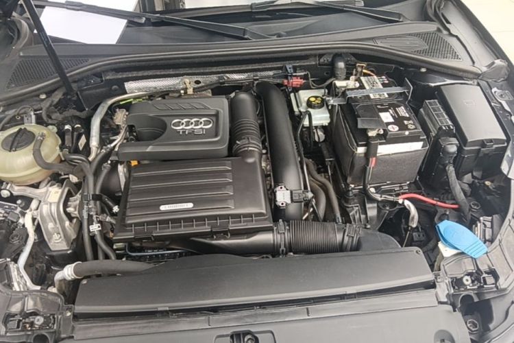 Audi A3 2018 immagine di auto #20