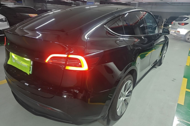 Tesla Model Y 2021 #7 Tesla Model Y 2021 immagine di auto #7