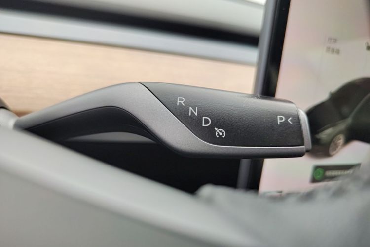 Tesla Model 3 2021 #14 Tesla Model 3 2021 car image #14