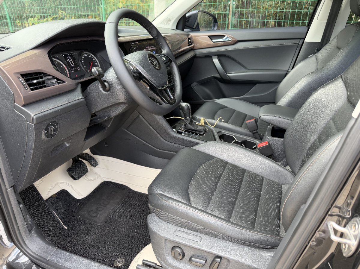 Volkswagen Tharu 2021 car image #7