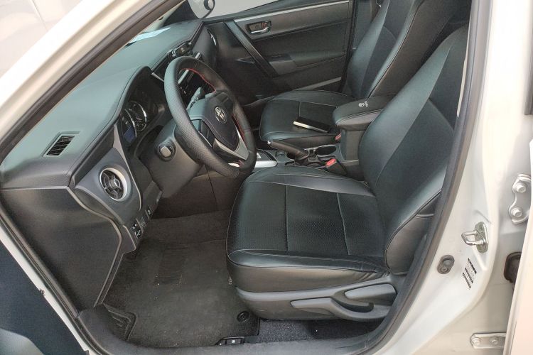 Toyota Corolla 2019 immagine di auto #15