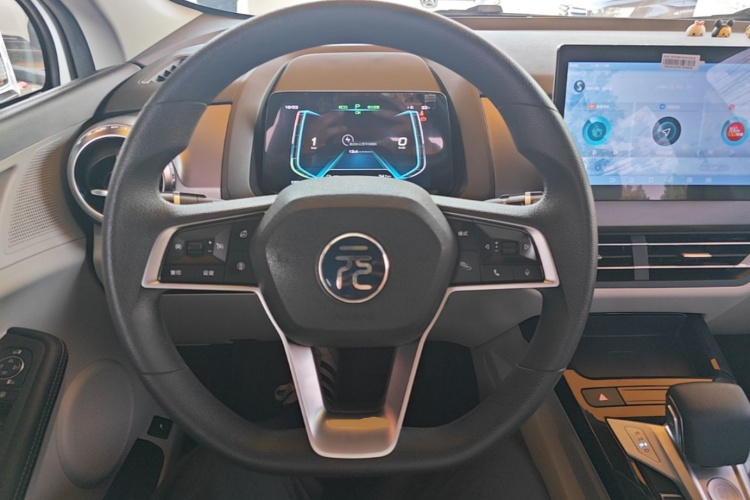 BYD Yuan Pro 2022 изображение автомобиля #15