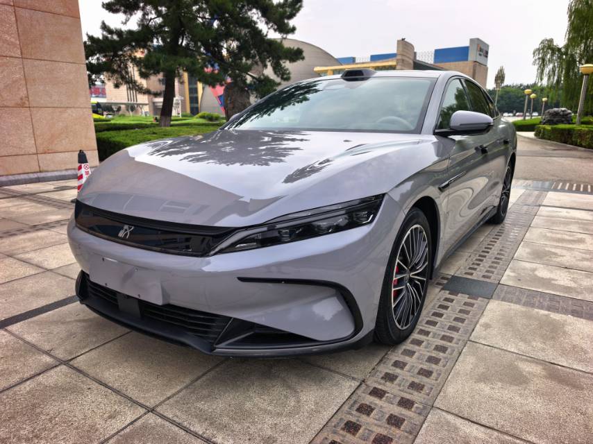 BYD Han 2025 car image 