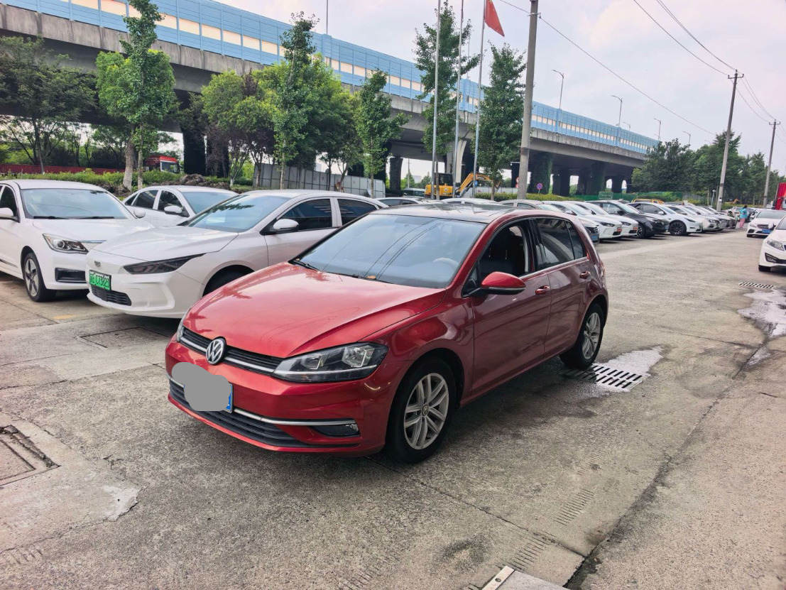 Volkswagen Golf 2018 Volkswagen Golf 2018 car image