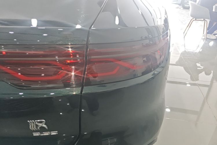 BYD Han 2022 #8 BYD Han 2022 car image #8