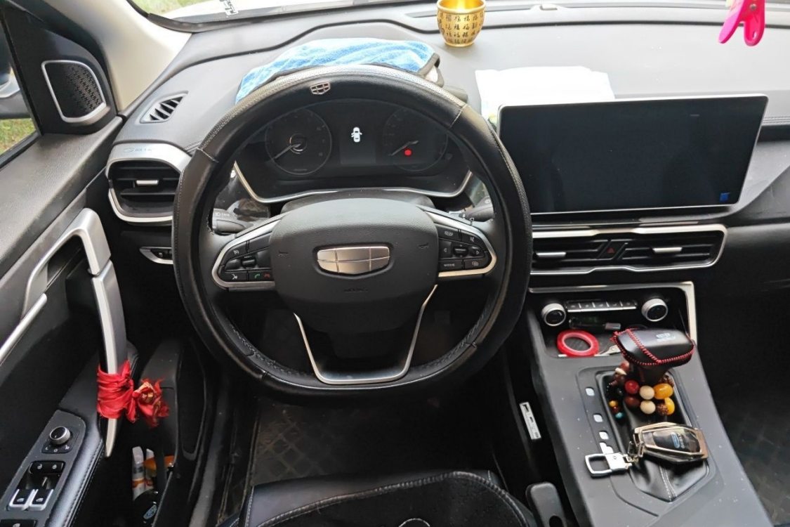 GEELY Coolray 2026 car image #22