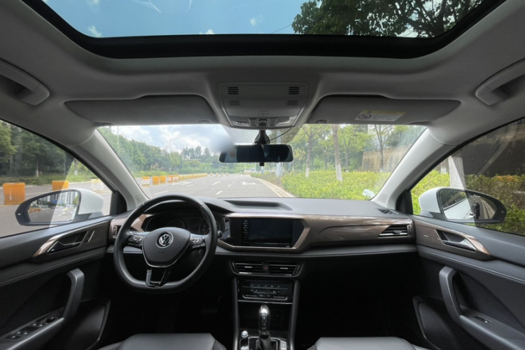 Volkswagen Tharu 2021 #11 Volkswagen Tharu 2021 immagine di auto #11