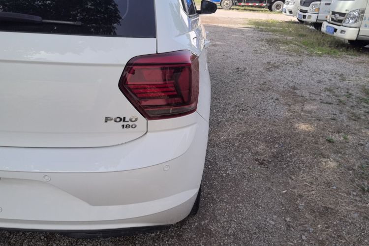 Volkswagen Polo 2020 car image #8