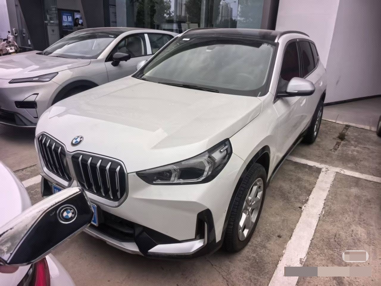 BMW X1 2024 BMW X1 2024 car image