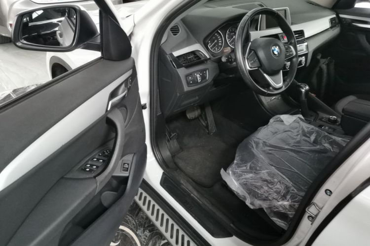 BMW X1 2017 car image #16