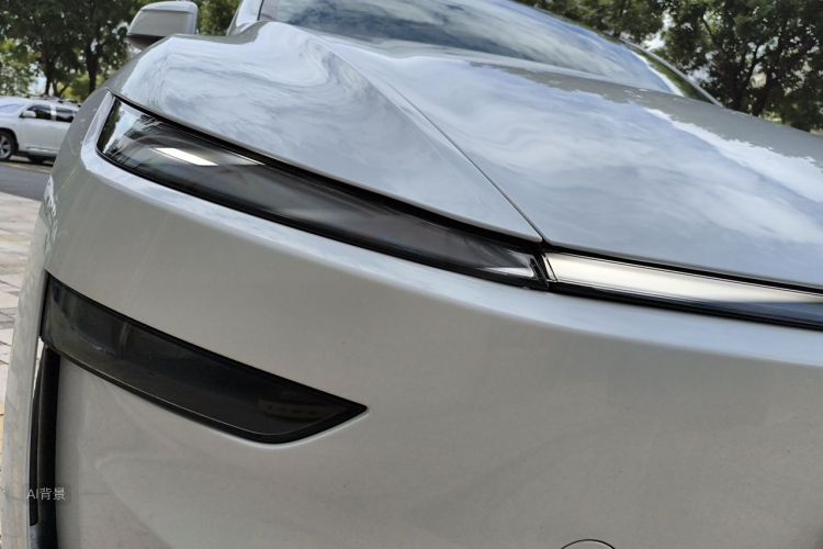 Tesla Model Y 2026 #8 Tesla Model Y 2026 car image #8