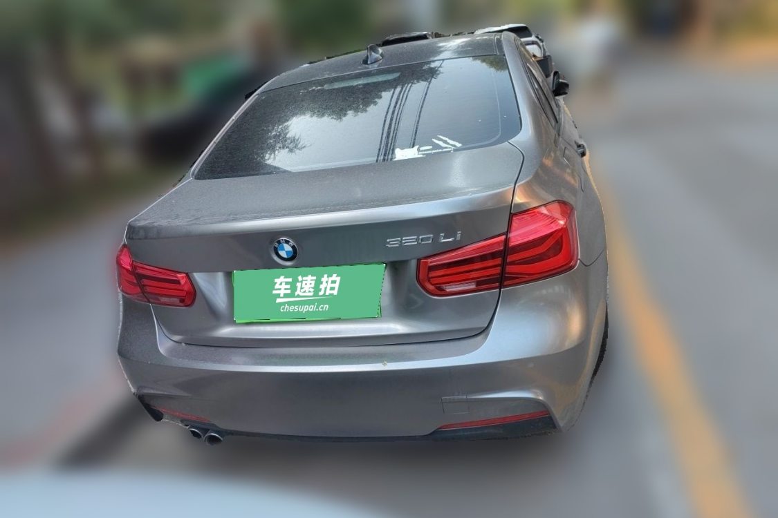 BMW 3 Series 2018 car image #6