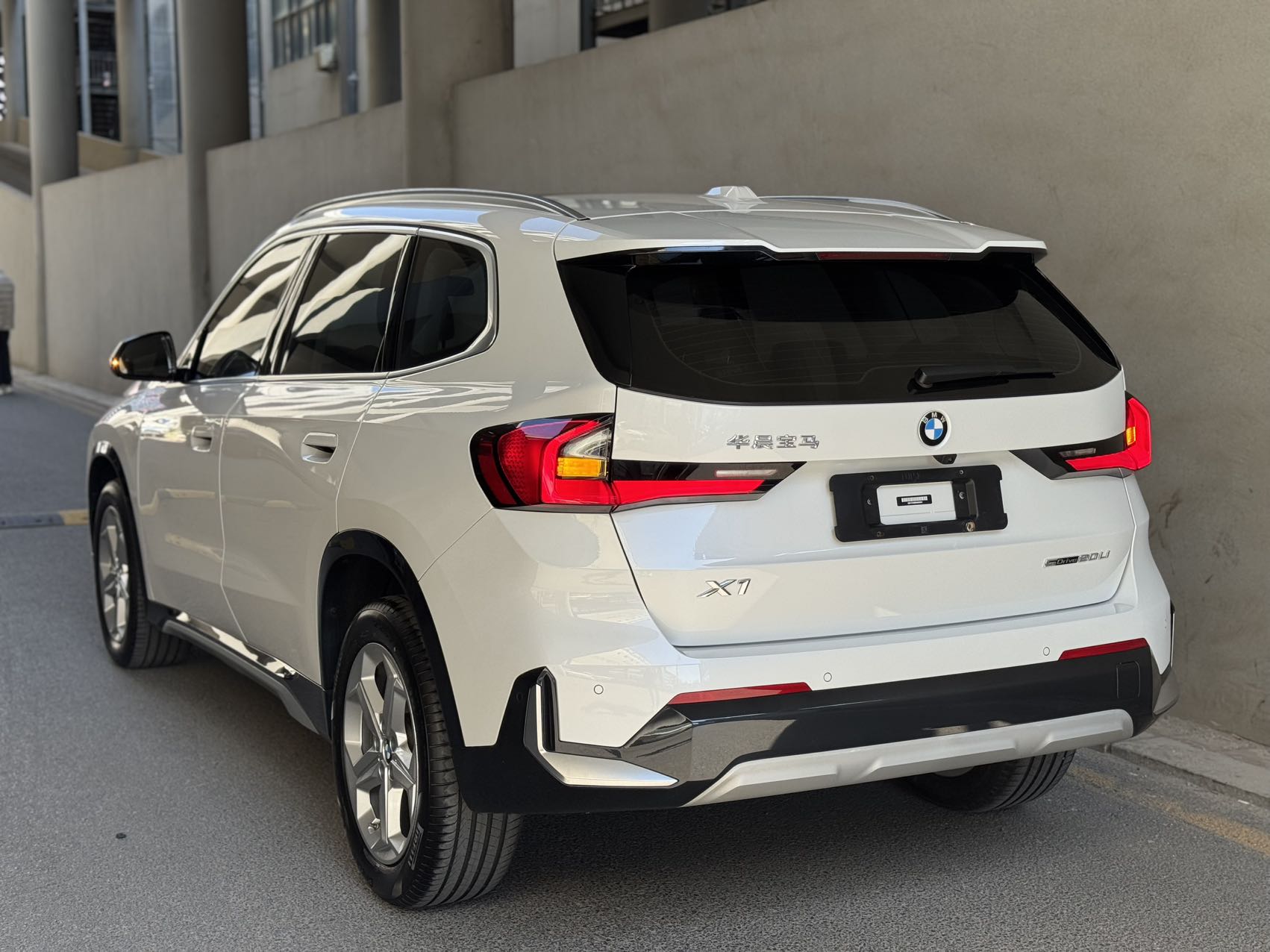 BMW X1 2023 car image #4