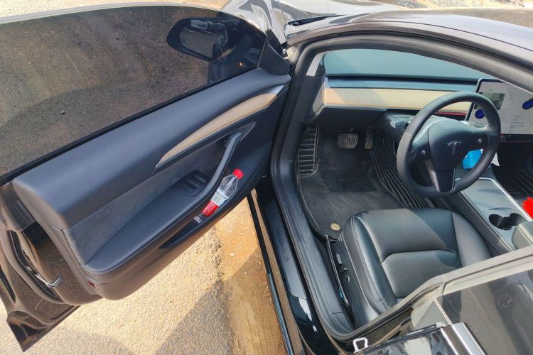 Tesla Model 3 2021 #13 Tesla Model 3 2021 car image #13