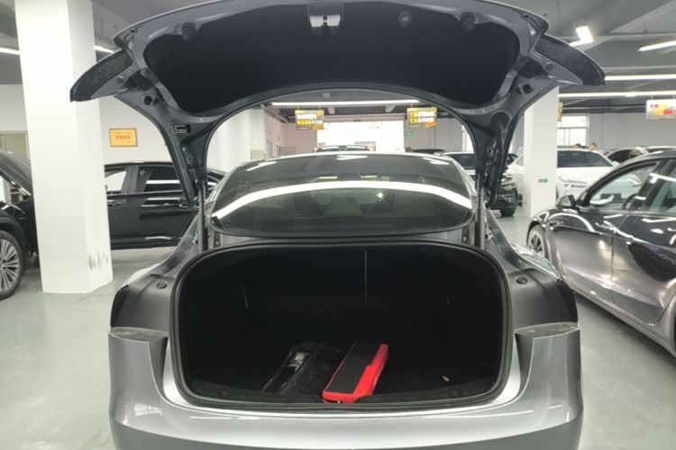Tesla Model 3 2024 #19 Tesla Model 3 2024 car image #19