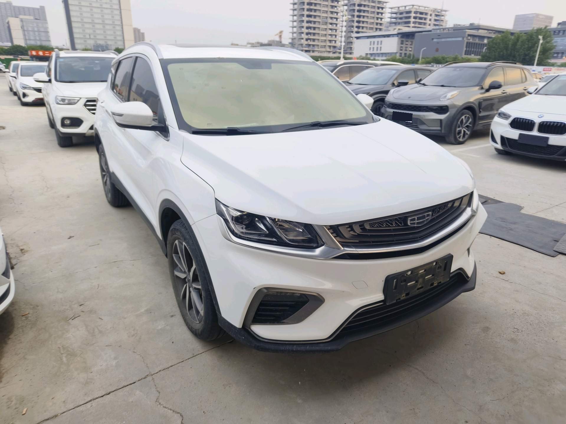 GEELY Coolray 2021 car image #3