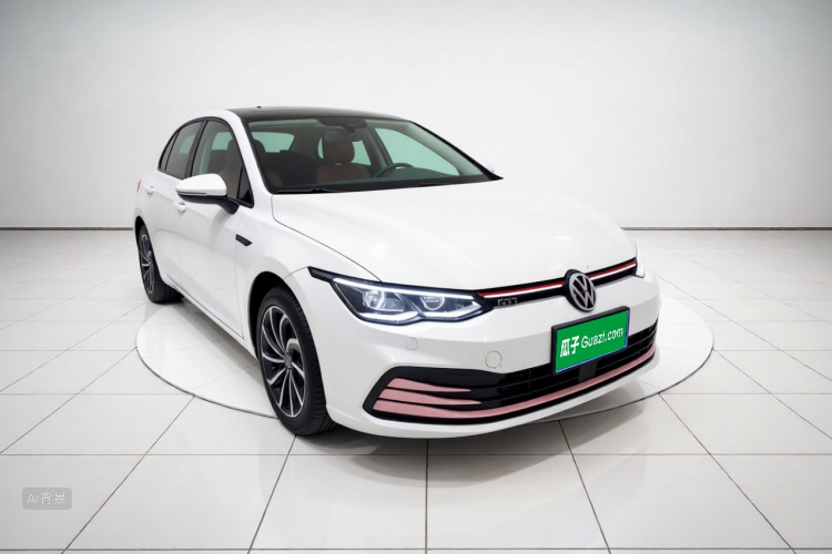 Volkswagen Golf 2023 car image #4