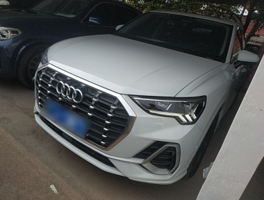 Audi Q3 2021 Audi Q3 2021 car image