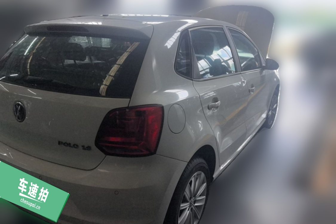 Volkswagen Polo 2015 #4 Volkswagen Polo 2015 car image #4