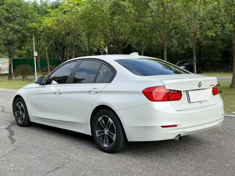 BMW 3 Series (Imported) 2012 car image #4