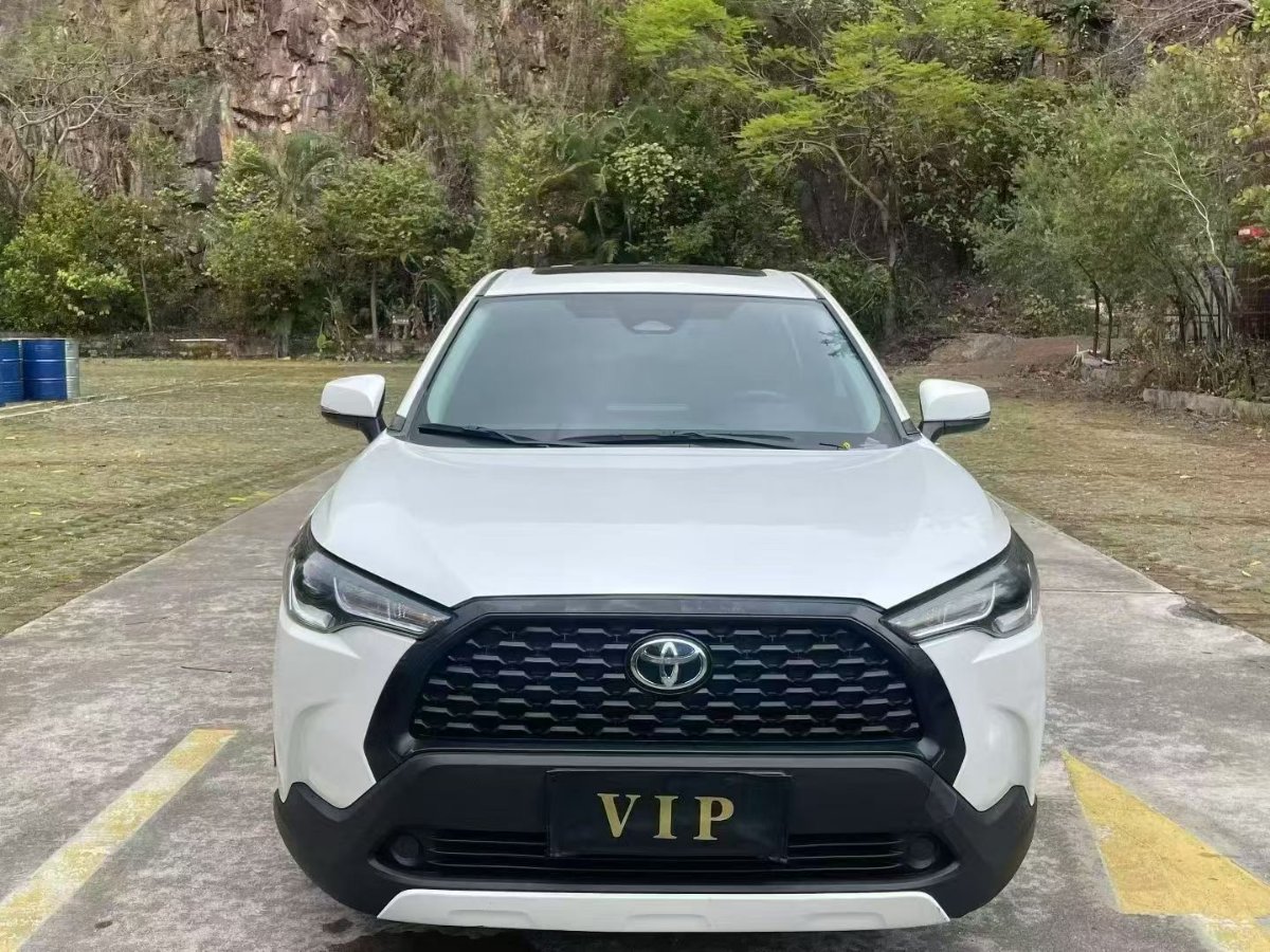 Toyota Corolla Cross 2023 car image #2