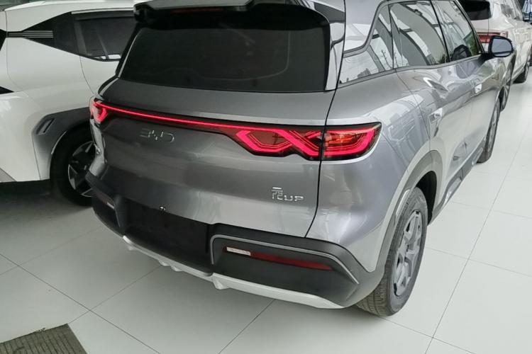 BYD YuanUP 2024 #7 BYD YuanUP 2024 car image #7