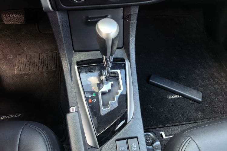 Toyota Corolla 2018 #16 Toyota Corolla 2018 car image #16
