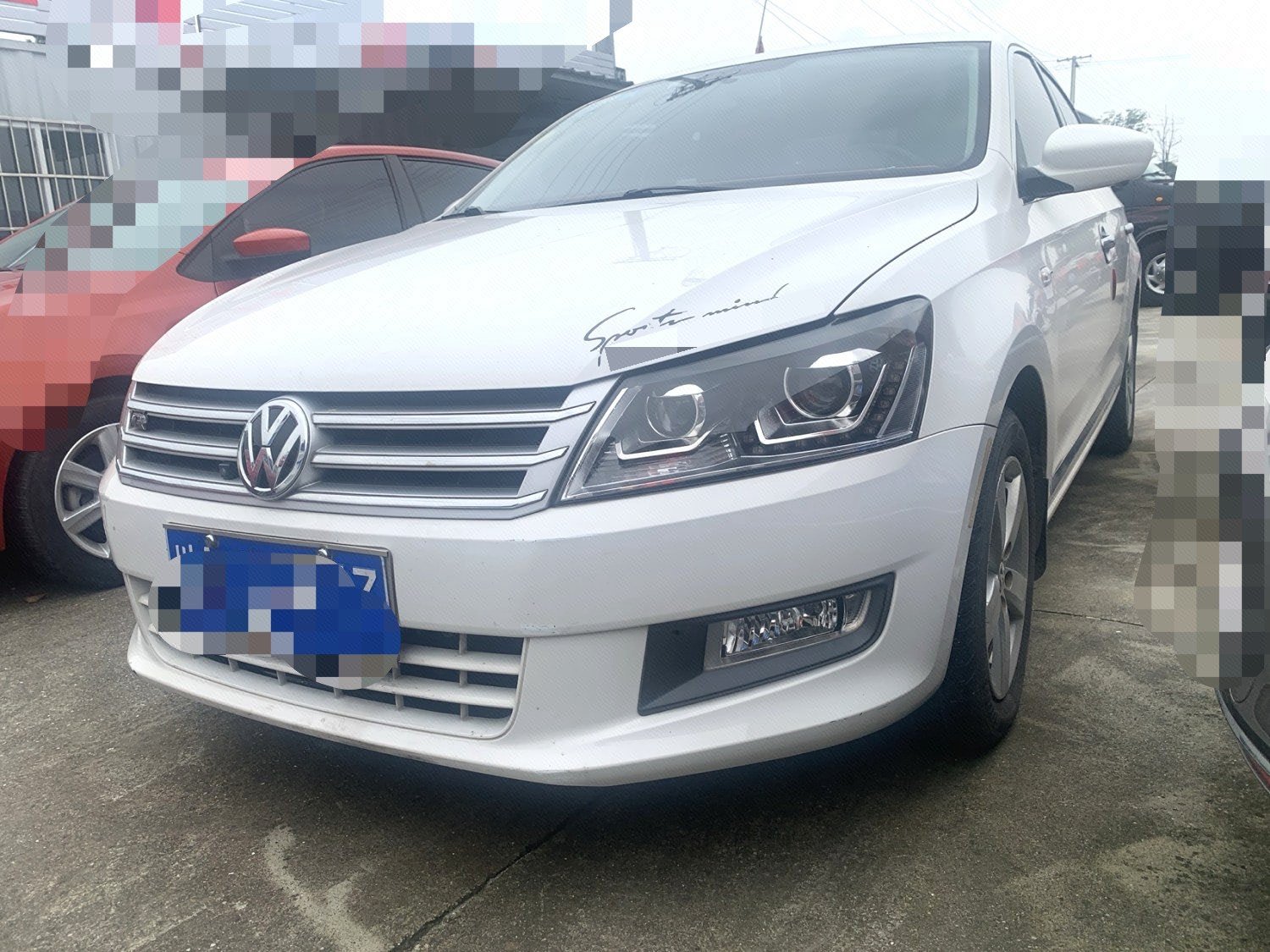 Volkswagen Santana 2013 car image 