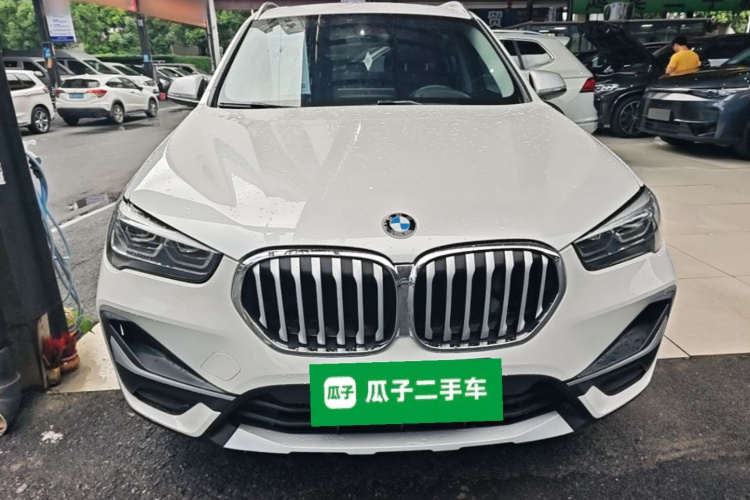 BMW X1 2022 car image #3