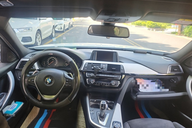 BMW 3 Series 2017 صورة سيارة #11