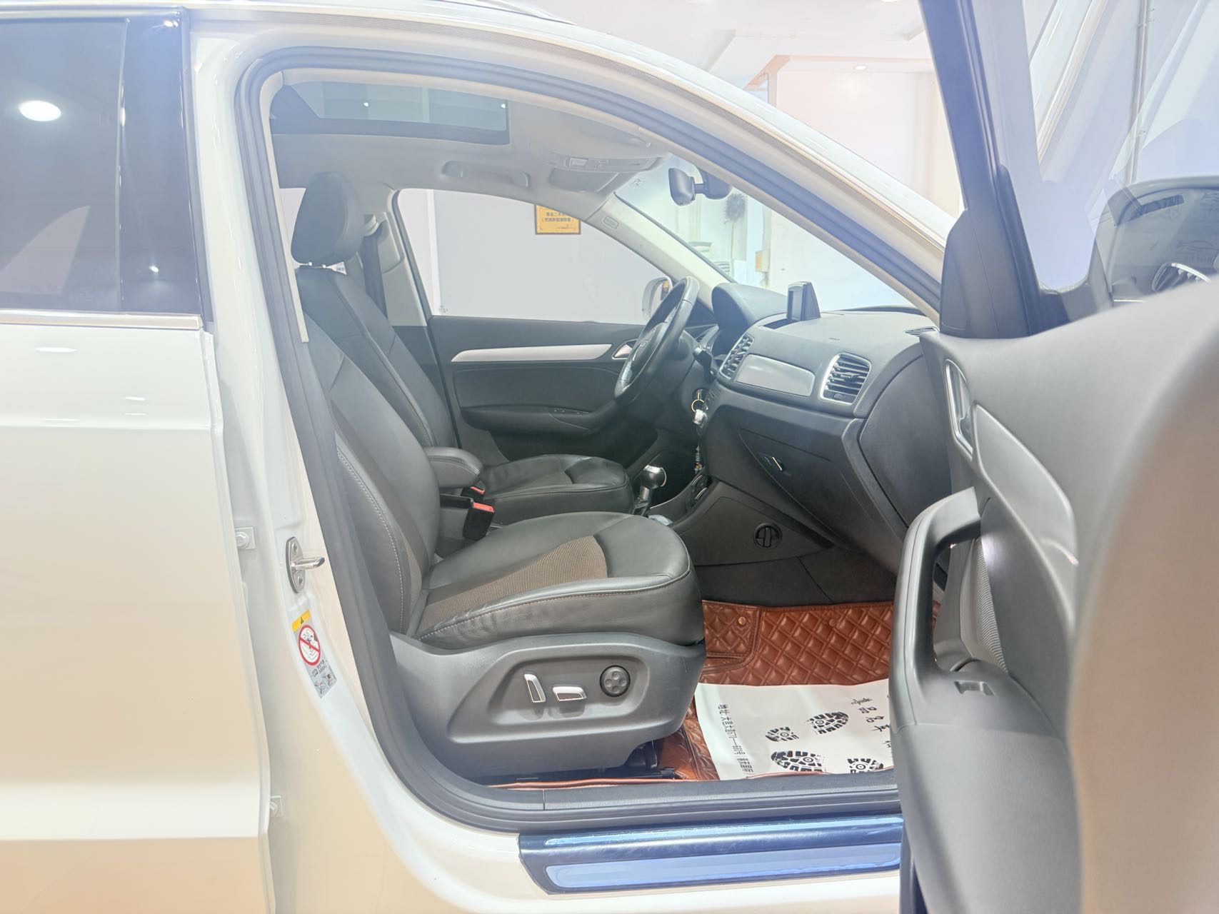 Audi Q3 2017 #10 Audi Q3 2017 car image #10