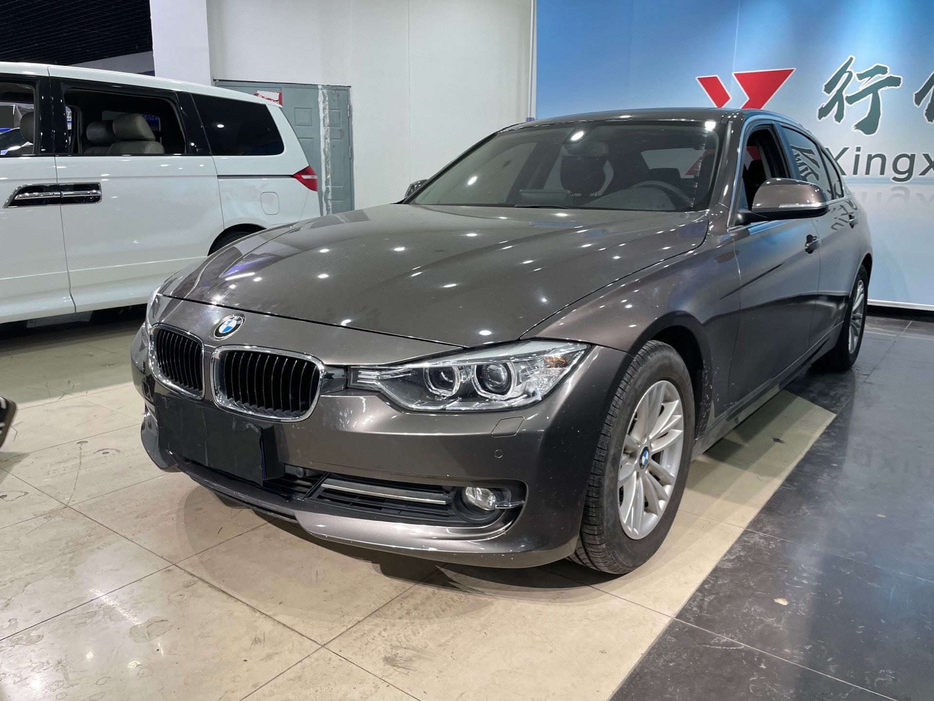 BMW 3 Series 2014 BMW 3 Series 2014 car image