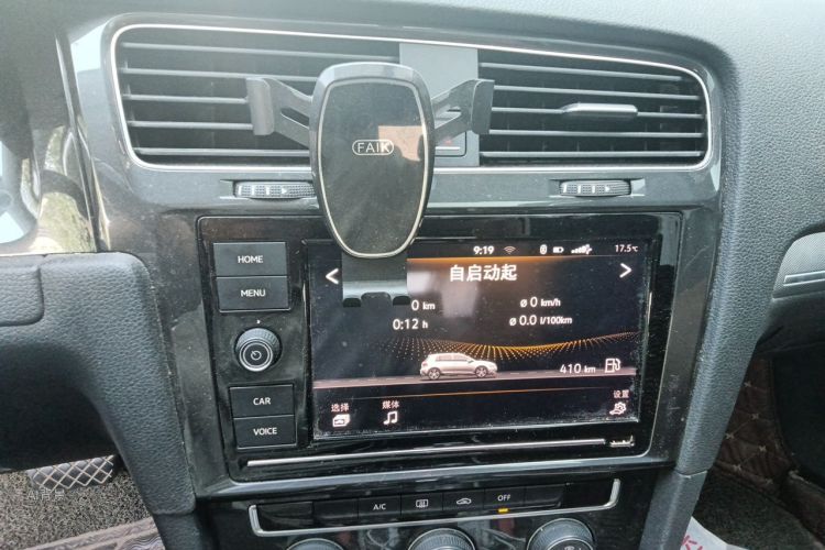 Volkswagen Golf 2019 #15 Volkswagen Golf 2019 car image #15