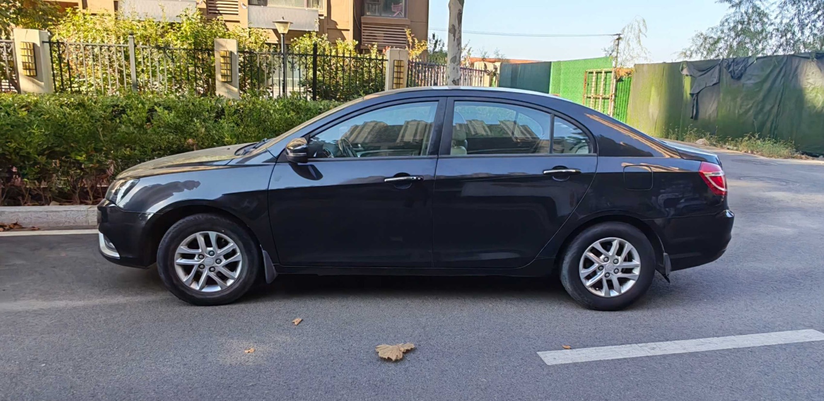 GEELY Emgrand 2016 #3 GEELY Emgrand 2016 car image #3