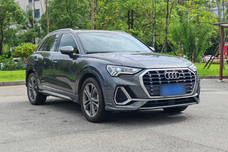 Audi Q3 2022 #4 Audi Q3 2022 car image #4