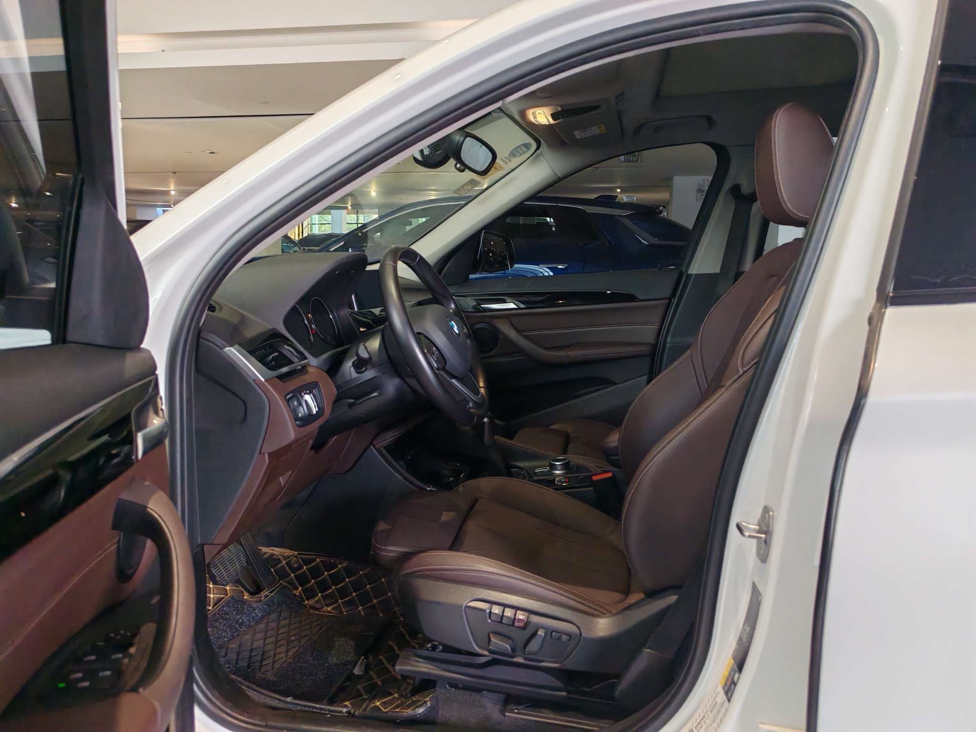 BMW X1 New Energy 2018 car image #4