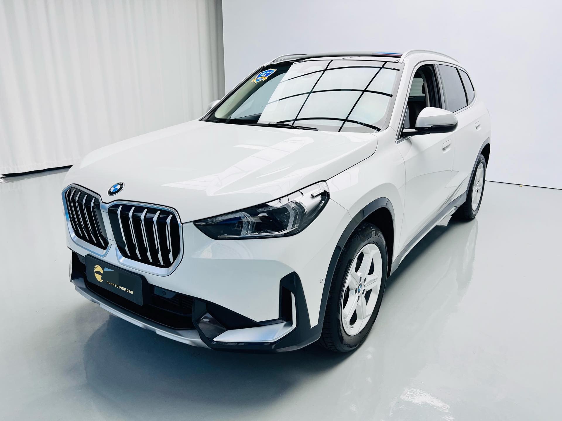 BMW X1 2024 BMW X1 2024 car image